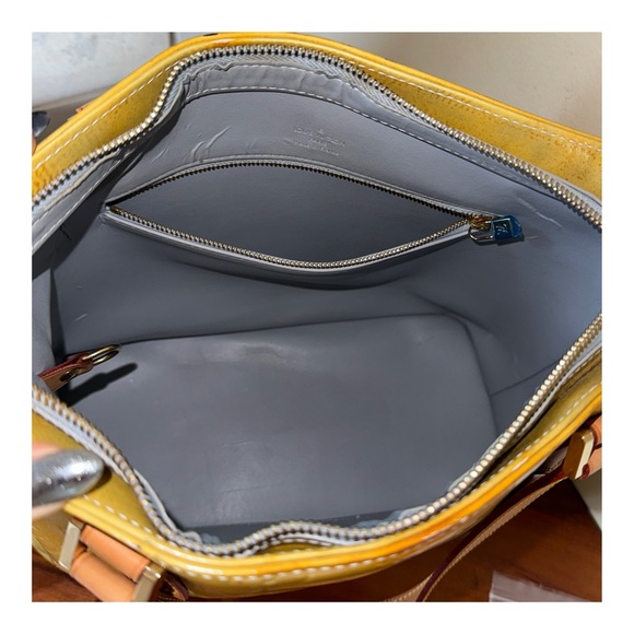 🧡FANCY🧡Louis Vuitton Houston Yellow Patent Vernis Leather Handbag - Picture 12 of 15